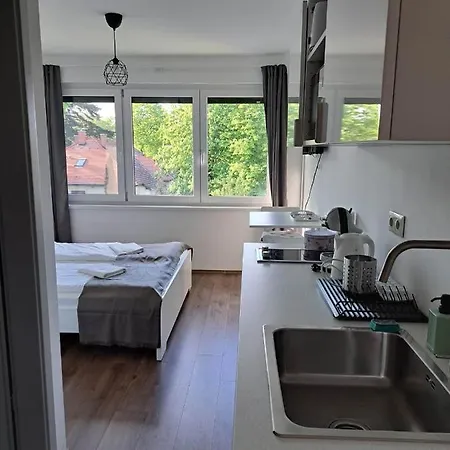 Levander Apartman Balatonfoldvar Exterior photo
